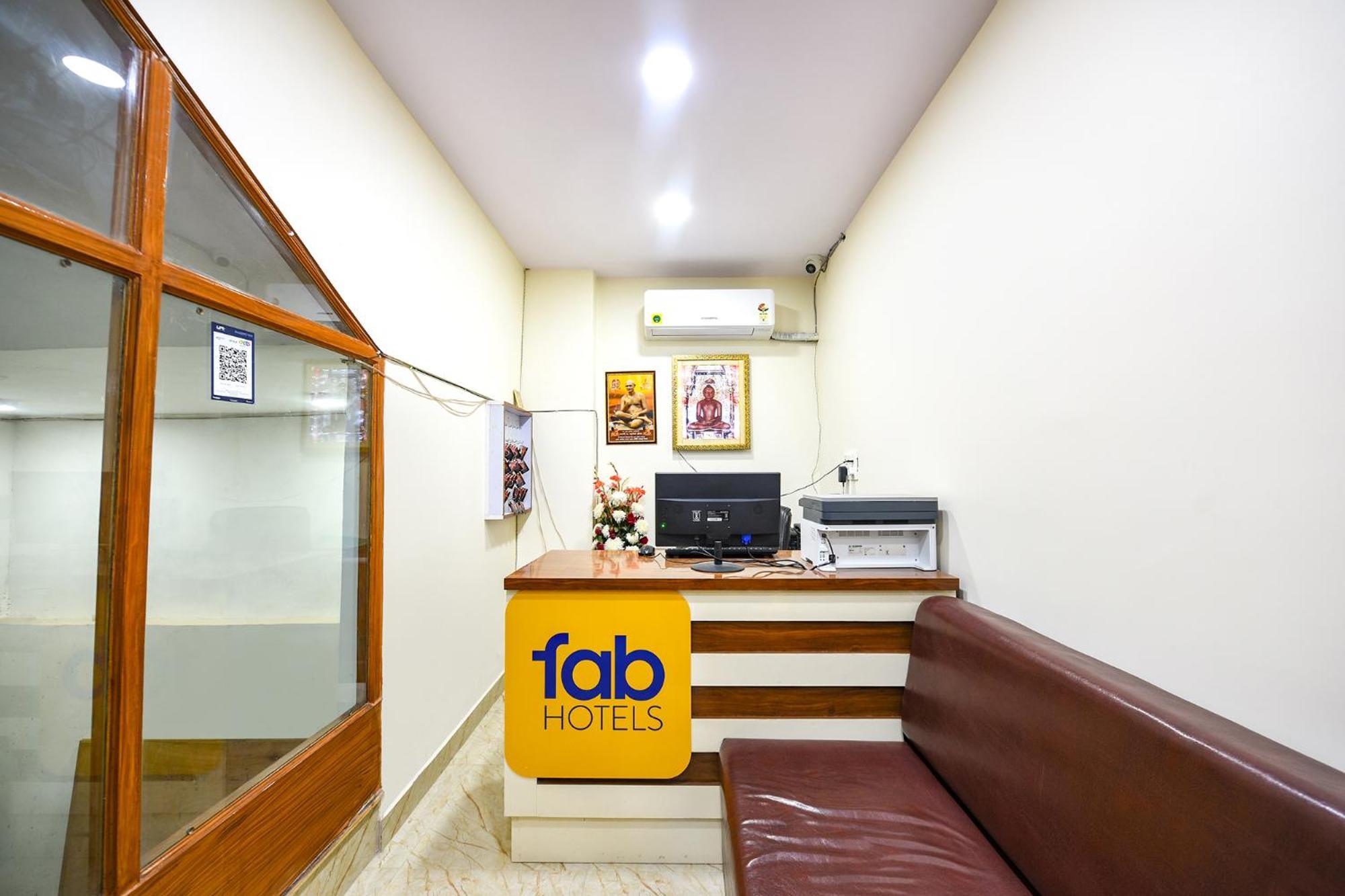 Fabhotel Mona International نيودلهي المظهر الخارجي الصورة