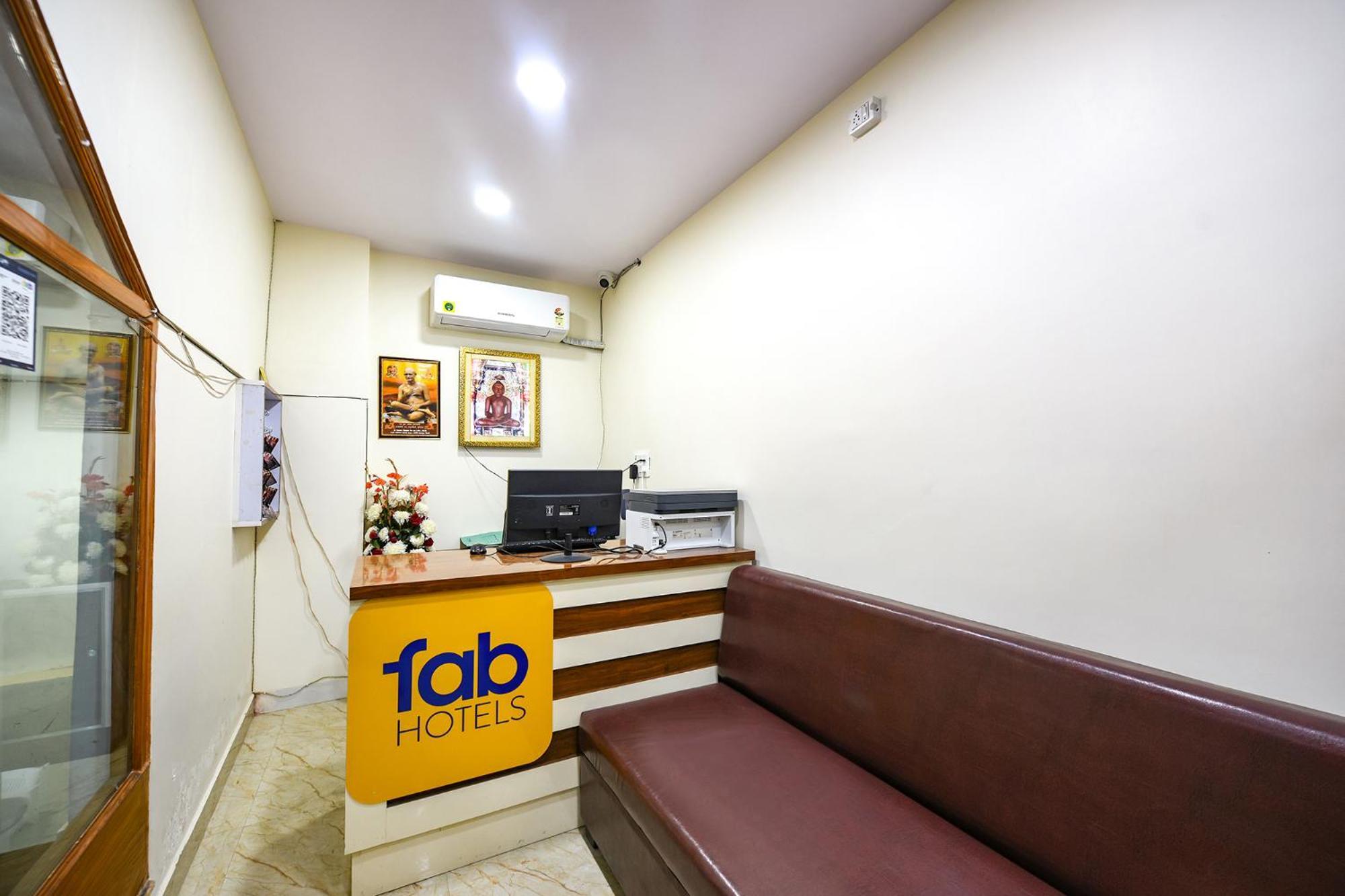 Fabhotel Mona International نيودلهي المظهر الخارجي الصورة